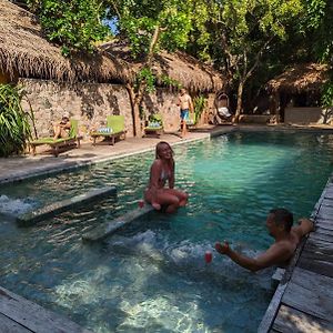 Hiru Resort&Kite Surfing
